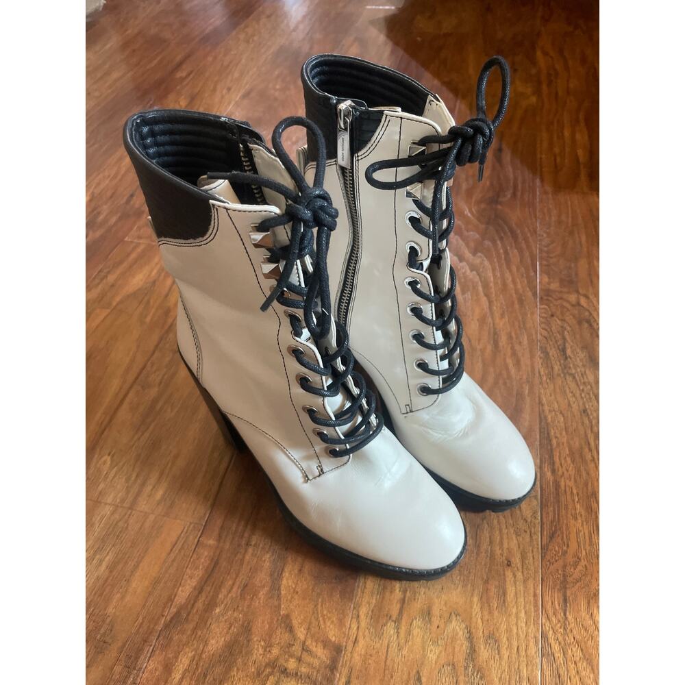 MICHAEL KORS Bastian Heeled Lace Up Combat Boots Cream Lug Sole Chunky Grunge 9 - Picture 2 of 7